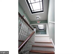 Building Photo - 2134 Locust Street Unit 4F
