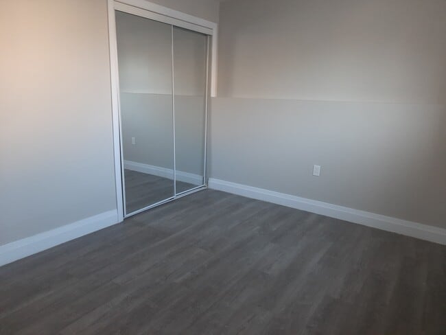Building Photo - Breton Place Apartments