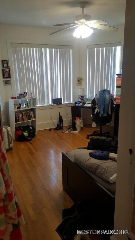 Foto del edificio - 64 Hemenway St