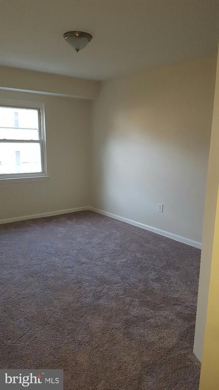 Foto del edificio - 1833 Addison Rd S