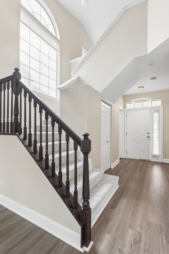 Building Photo - 8167 Ripple Ridge