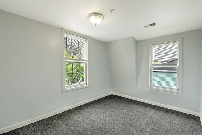 Foto del edificio - 458 Weir St