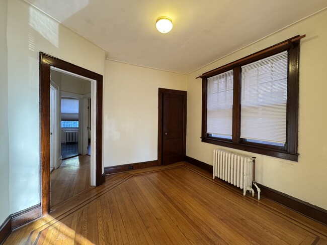 Building Photo - 168 Cedar St