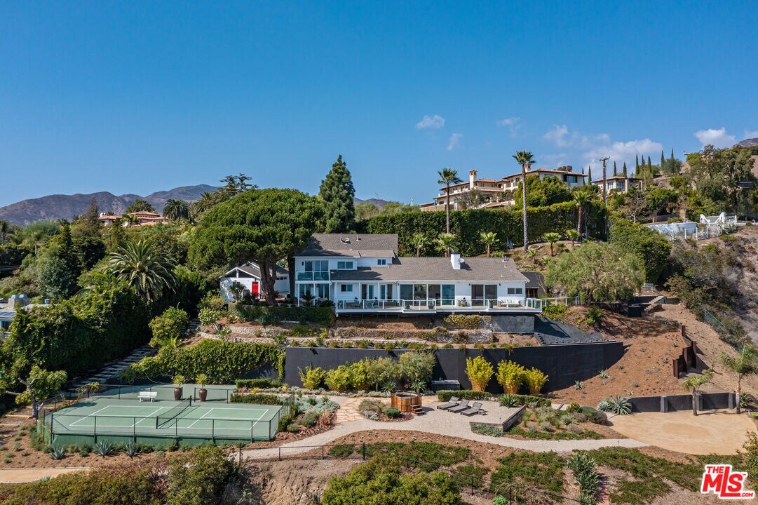 Foto principal - 3362 Sweetwater Mesa Rd