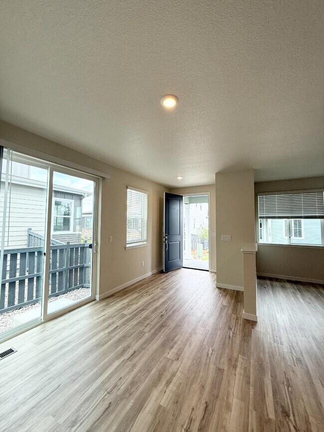 Foto del edificio - 14109 Deertrack Ln
