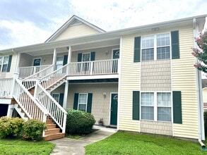 Building Photo - 4629 McClelland Dr