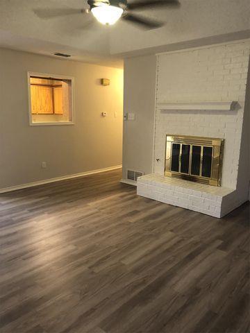Foto del edificio - 7407 Akron Ave
