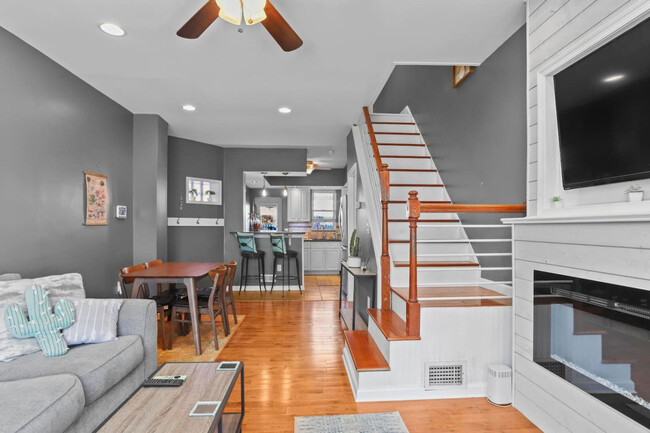 Foto del edificio - 3346 Livingston St