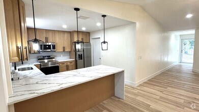 Building Photo - 32524 Greenwood Loop
