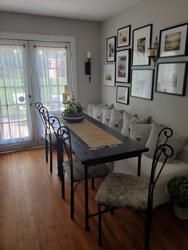 Foto del edificio - 6915 Foxcroft Dr