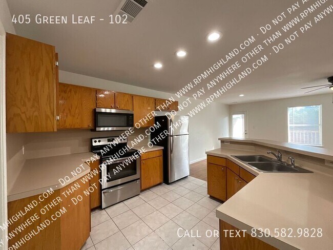 Foto del edificio - 405 Green Leaf