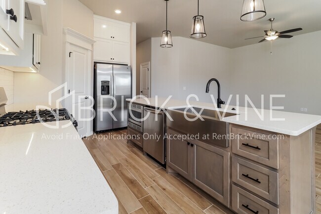 Building Photo - 5341 Lannister Lane