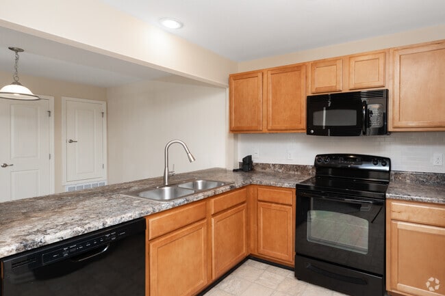 2BR, 2BA - Loft - 1,329SF - Kitchen - Crosswinds Apartments