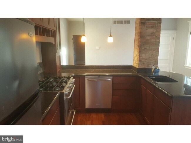 Foto del edificio - 19 W Mt Vernon Ave