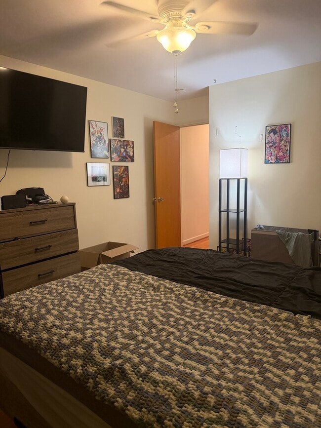 Foto del edificio - 5120 Sherwin Ave