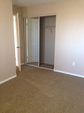 Building Photo - Spacious Apartment for Rent in Las Vegas!
