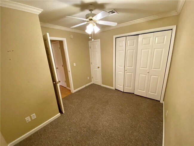 Foto del edificio - 610 Whitney Ave