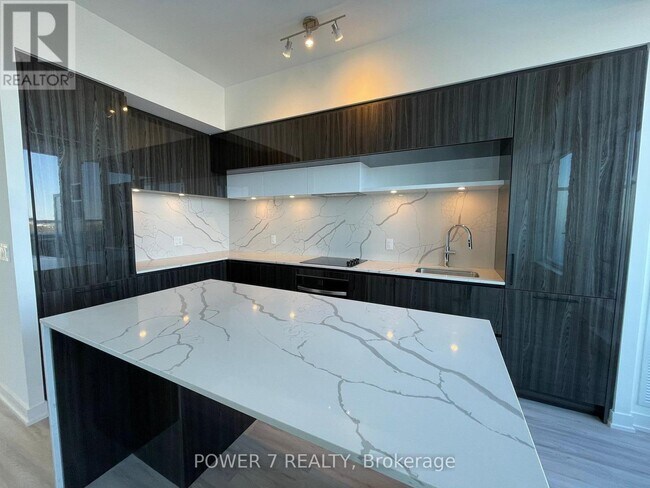 Building Photo - 6 David Eyer Rd