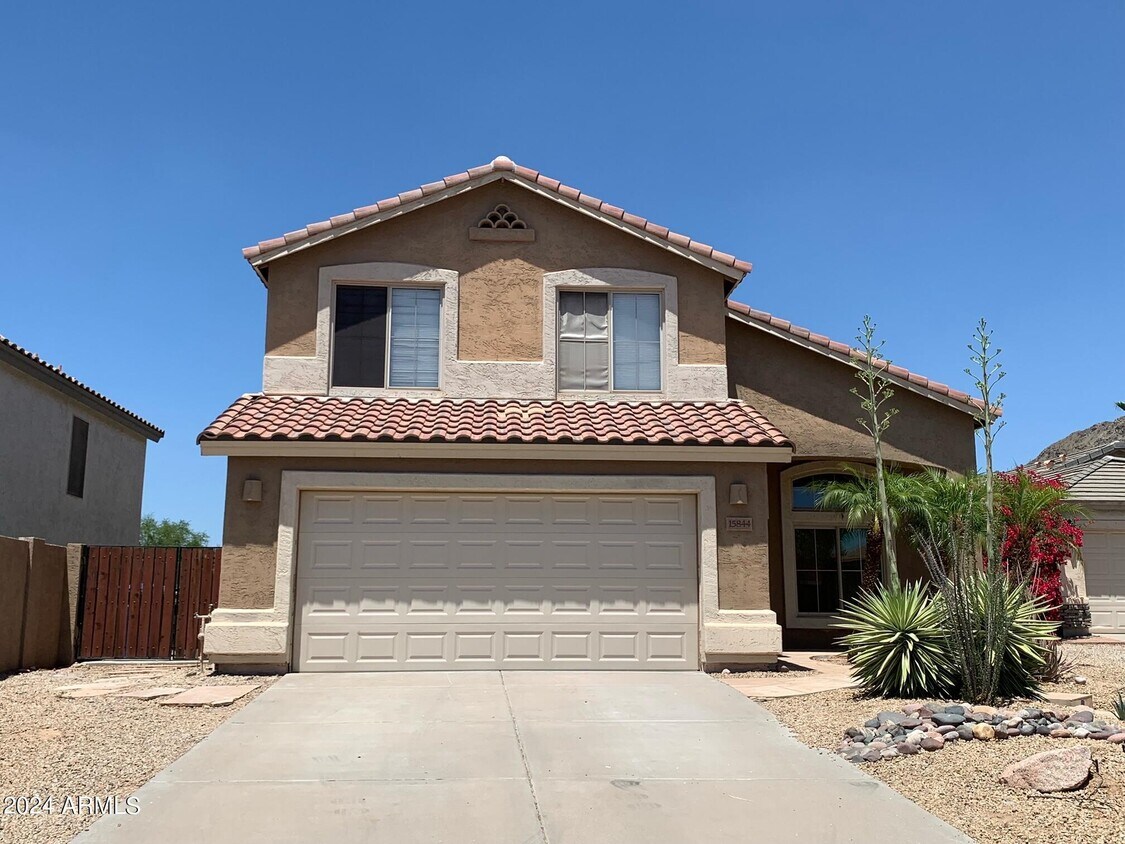 Primary Photo - 15844 S 17th Dr
