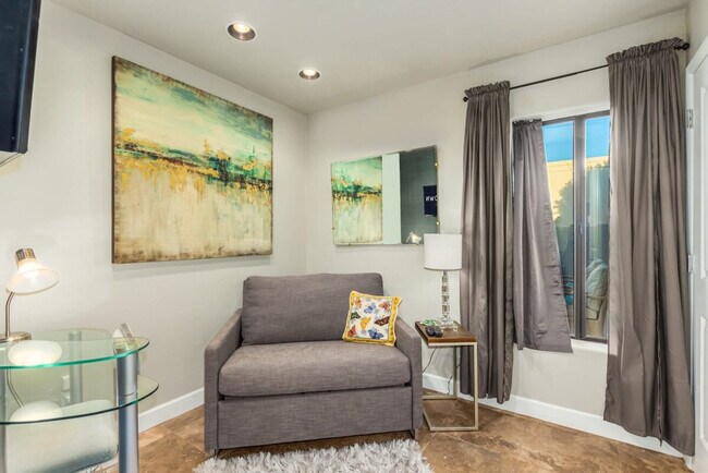 Foto del edificio - 7748 E Valley View Rd