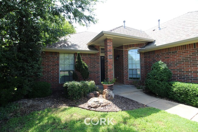Foto del edificio - 2808 Stonebrook Rd