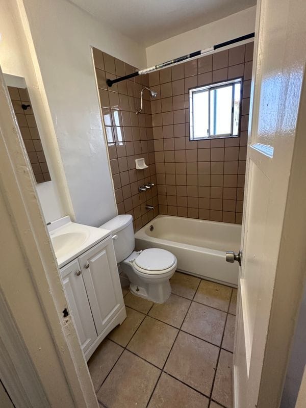 Foto del edificio - 934 W 71st St