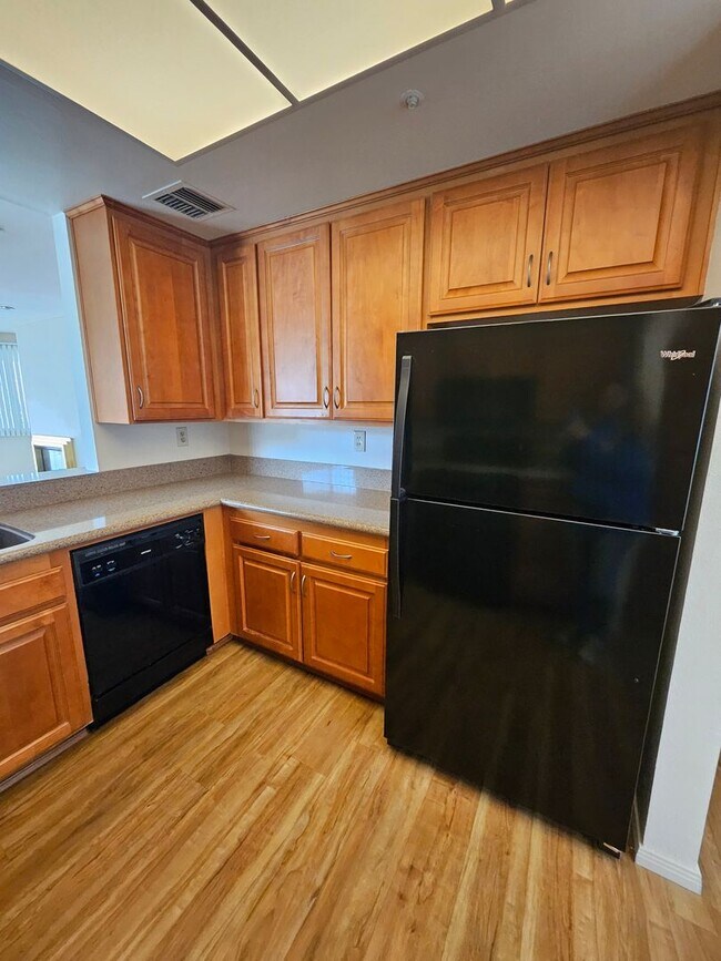 Foto del edificio - 2 BD/2BA Condo in the La Mesa Village