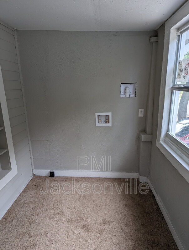 Building Photo - 1524 Pasco St