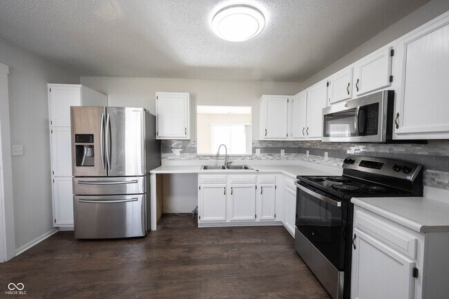 Building Photo - 1817 Austin Rd