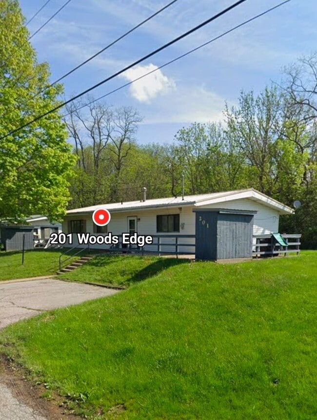 Building Photo - 201 Woods Edge