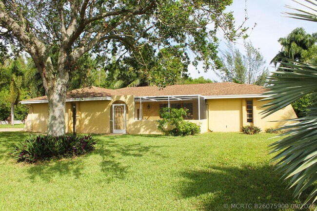 Building Photo - 2040 Trinidad Ct