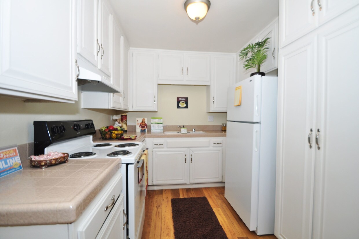 Palmilla Villas Apartments In Escondido Ca Westside Rentals