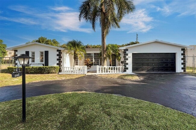 Building Photo - 860 NW 207th St