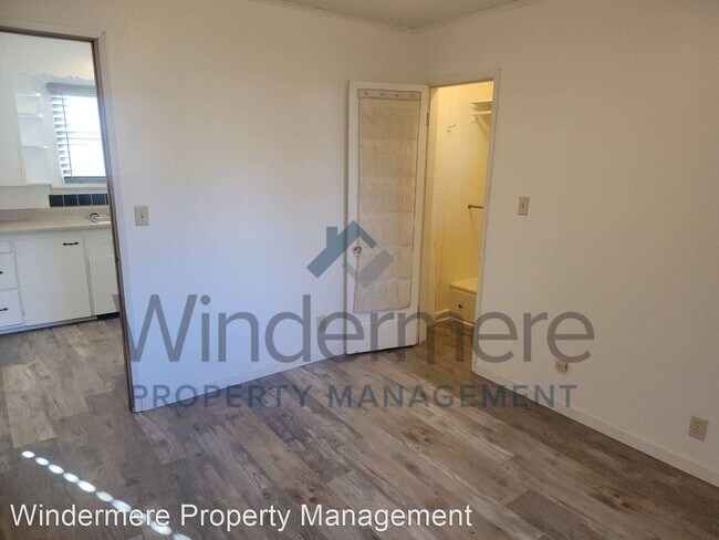 Foto del edificio - 1 br, 1 bath House - 512 Columbia Street