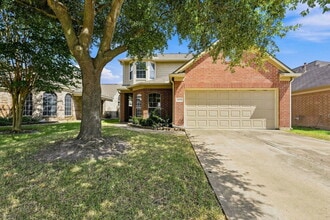 Building Photo - 18318 Alemarble Oak St