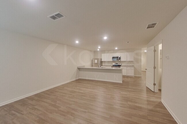 Foto del edificio - 332 Ironwood Ct