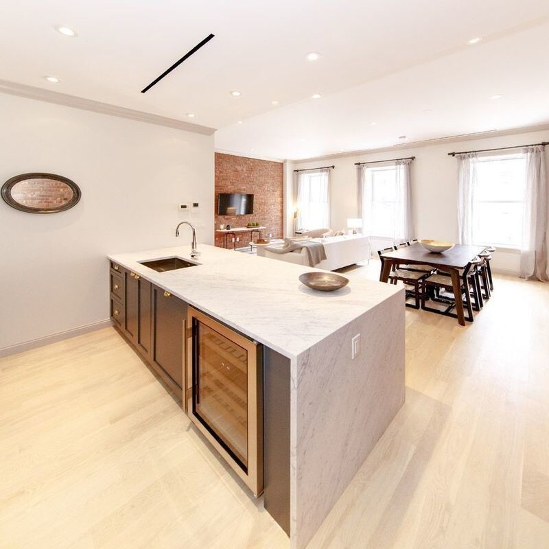Primary Photo - 780 Lexington Ave