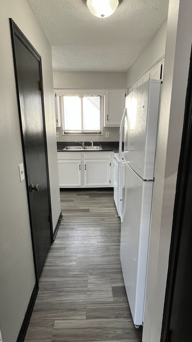 5.Kitchen-2 - 6592 Hawksway Ct