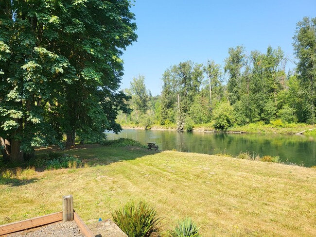 Building Photo - River front Property on the Cowlitz