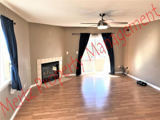 Foto del edificio - 4361 Hunting Meadows Cir.