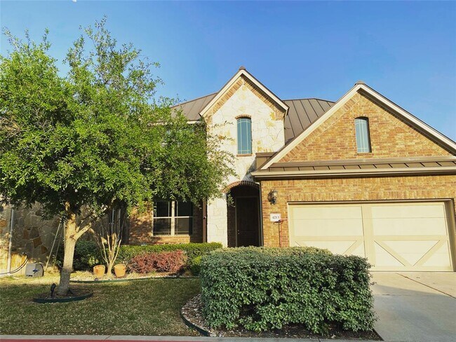 Building Photo - 4213 Vista Verde Dr