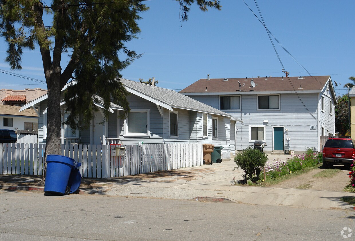 Primary Photo - 116-118 S Pacific Ave
