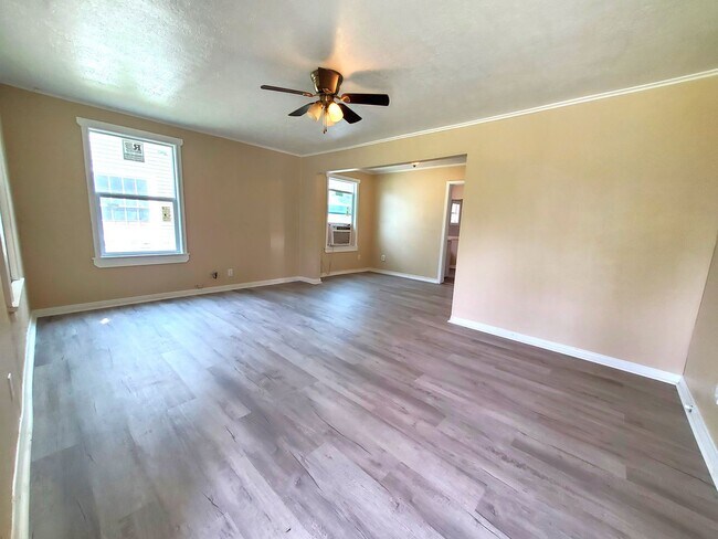 Foto del edificio - 1878 Delaware St