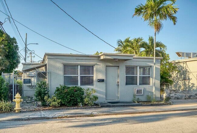 Foto del edificio - 813 9th Ave N