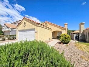 Building Photo - 9104 Quiet Cove Way