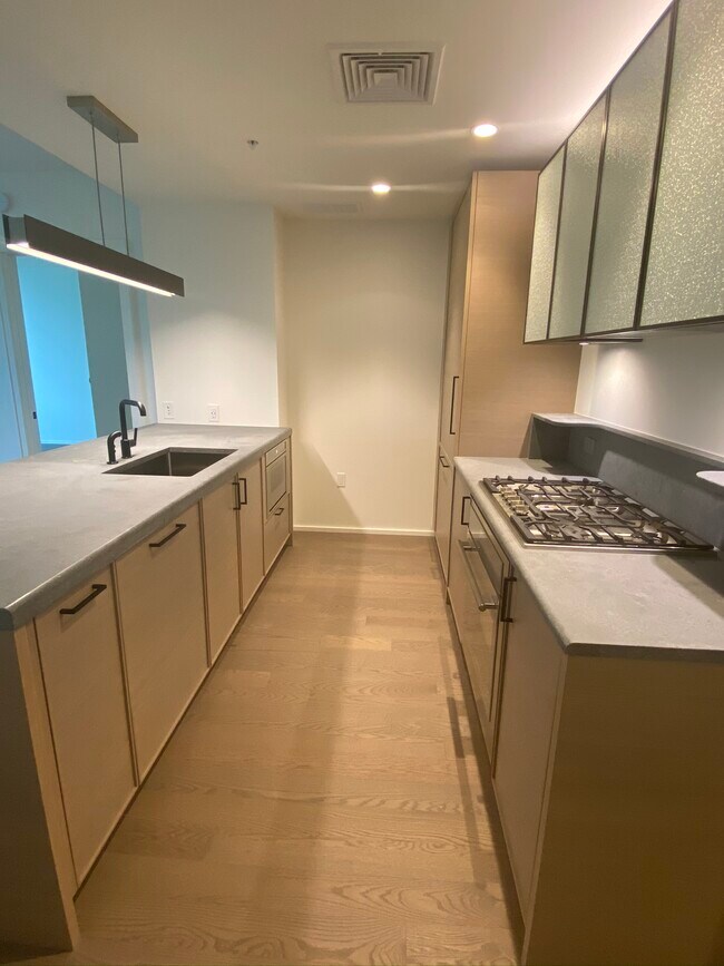 Foto del edificio - 1425 Hudson St