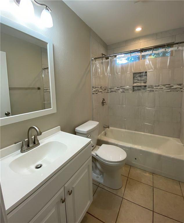 Building Photo - 906 Potomac Path