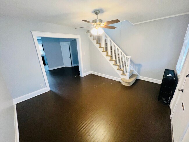 Foto del edificio - Newly Updated Three Bedroom Home with New ...