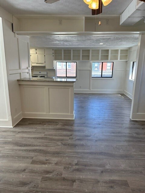 Foto del edificio - 5742 Howe St
