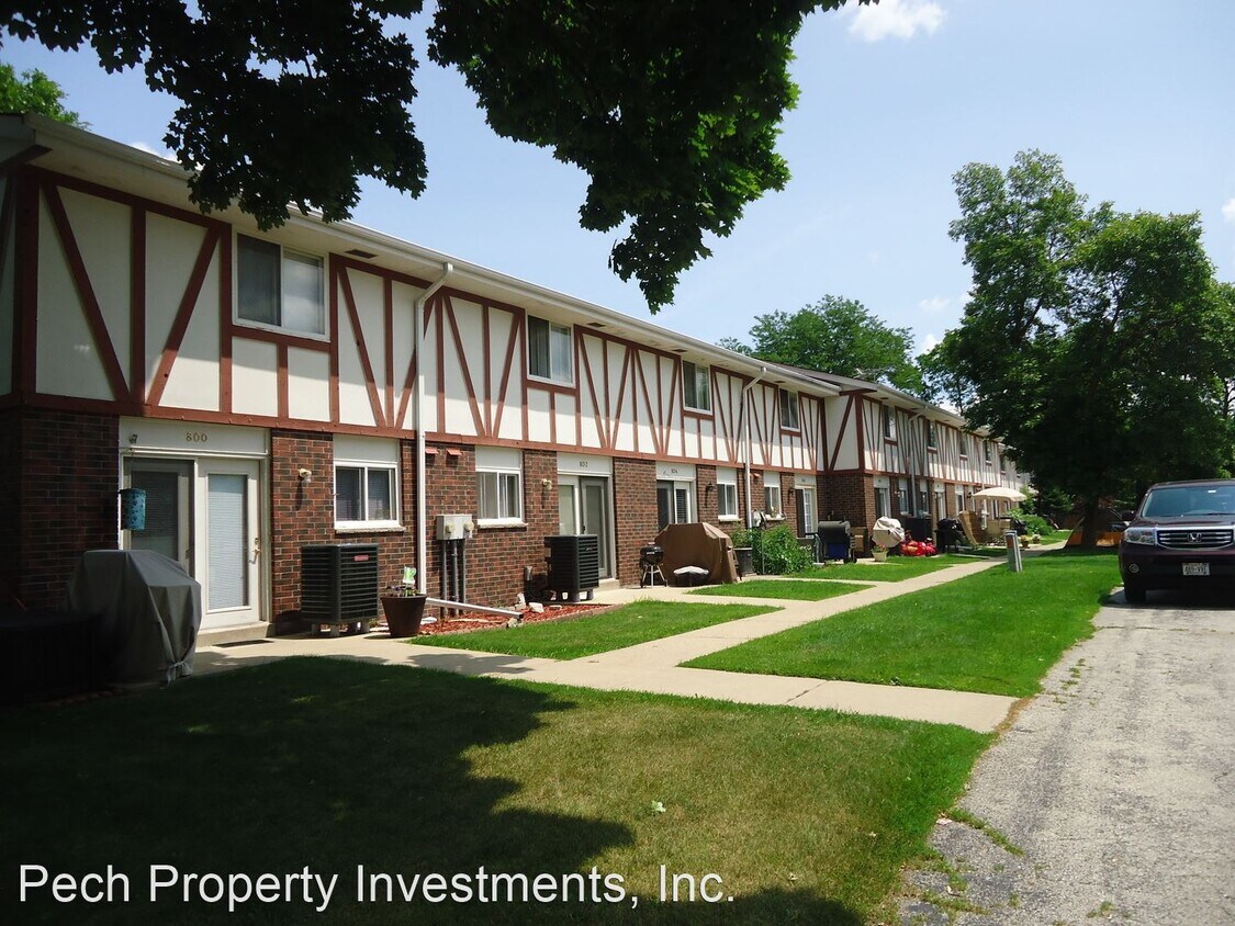 Foto principal - 800-822-822 Ridgeway Dr